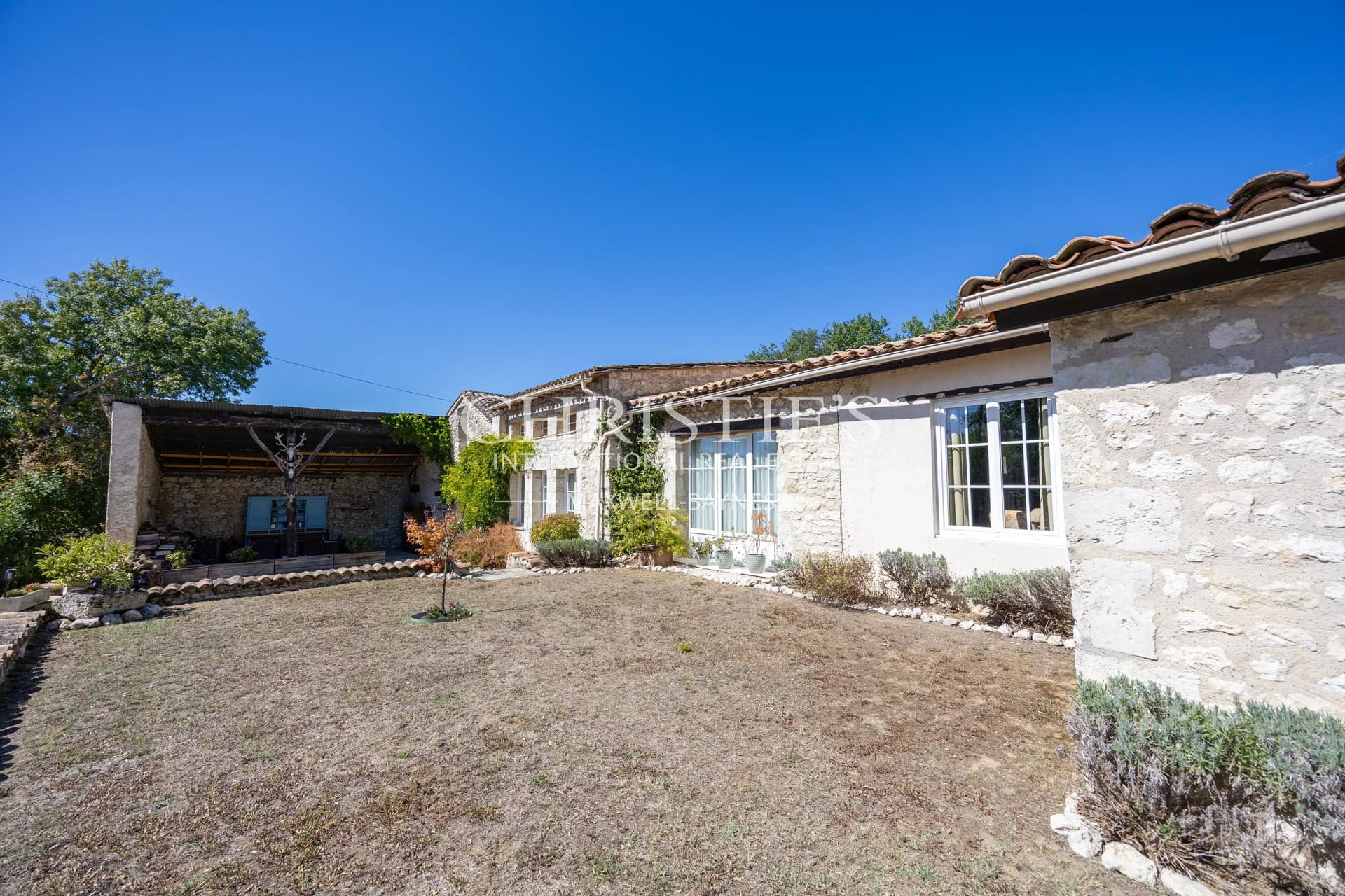 The Woodland Valley Stone Farmhouse with Heated Swimming Pool