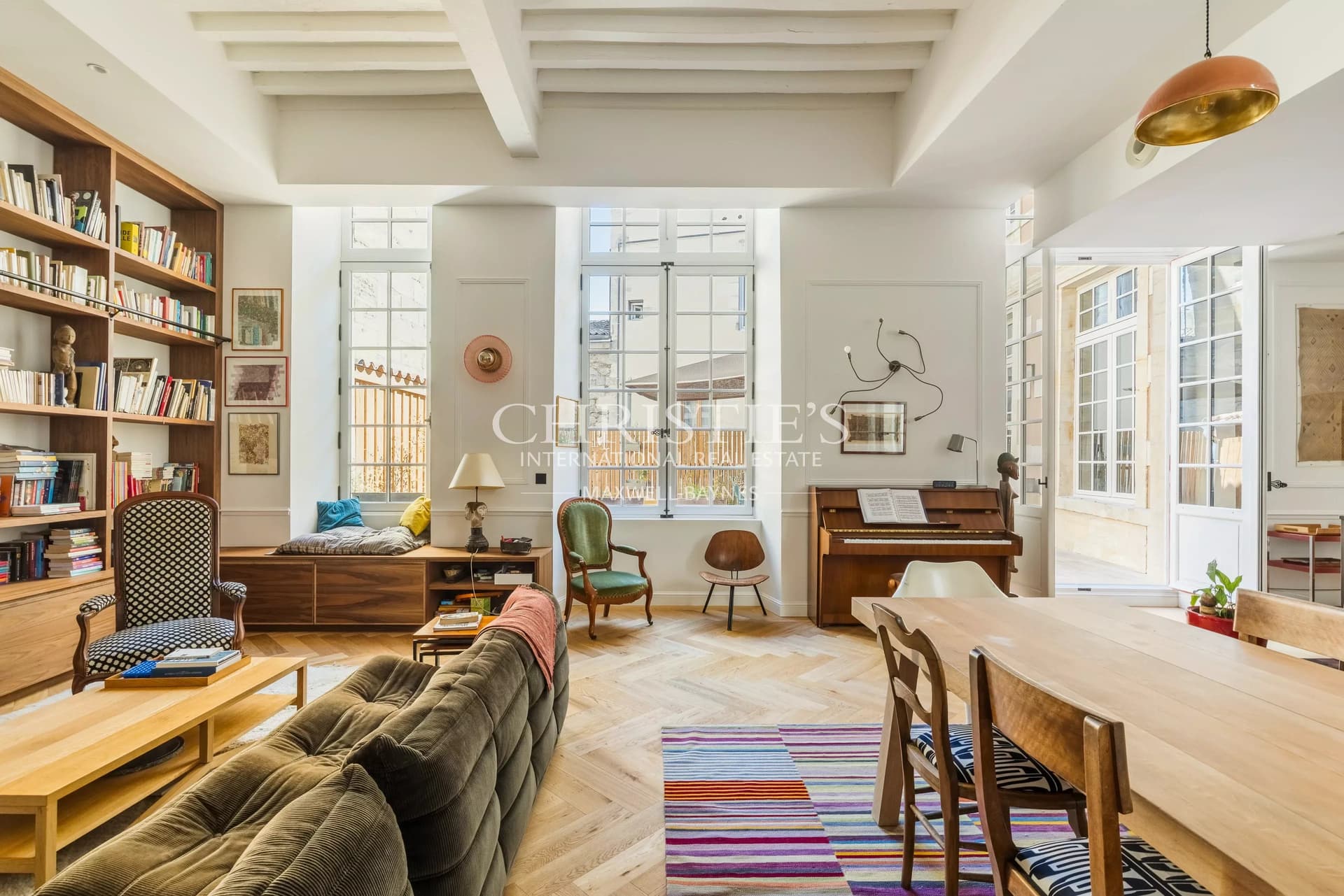 Bordeaux centre – Elegant Apartment – 3 Bedrooms – Terrace