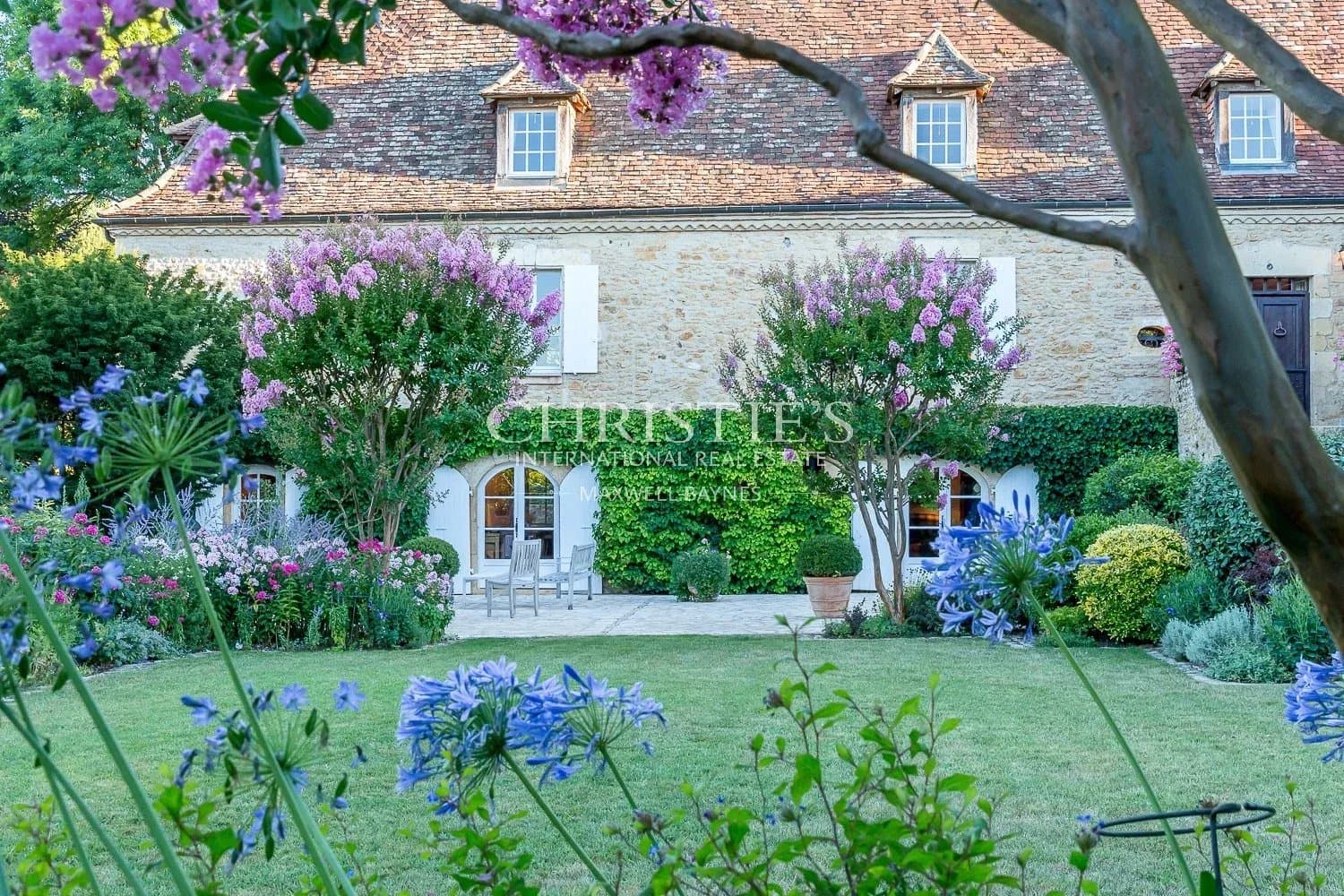 Vente Beau manoir sur 25 ha avec maisons d'amis