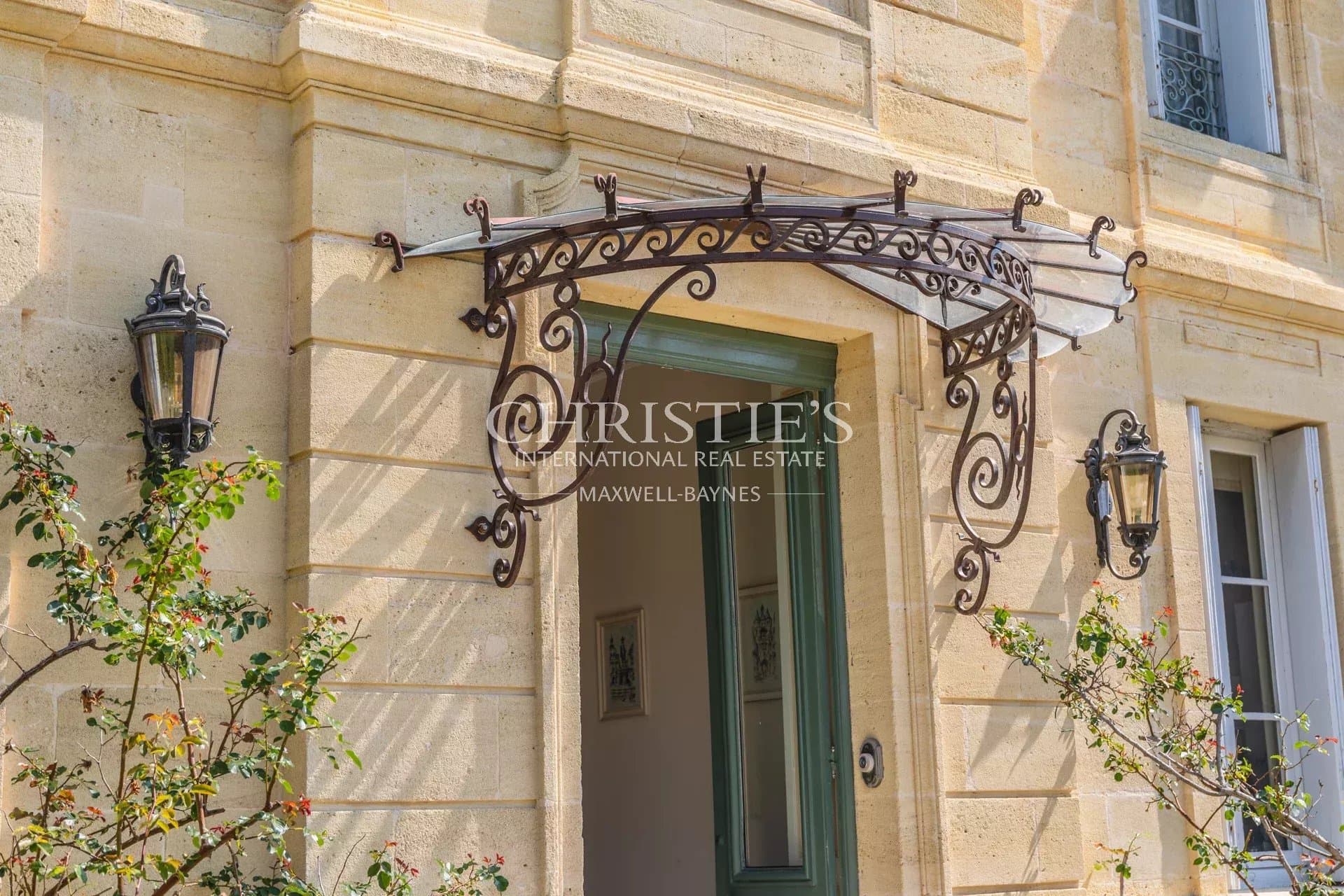 Where Heritage Meets Refinement – Historic Château near Saint-Émilion