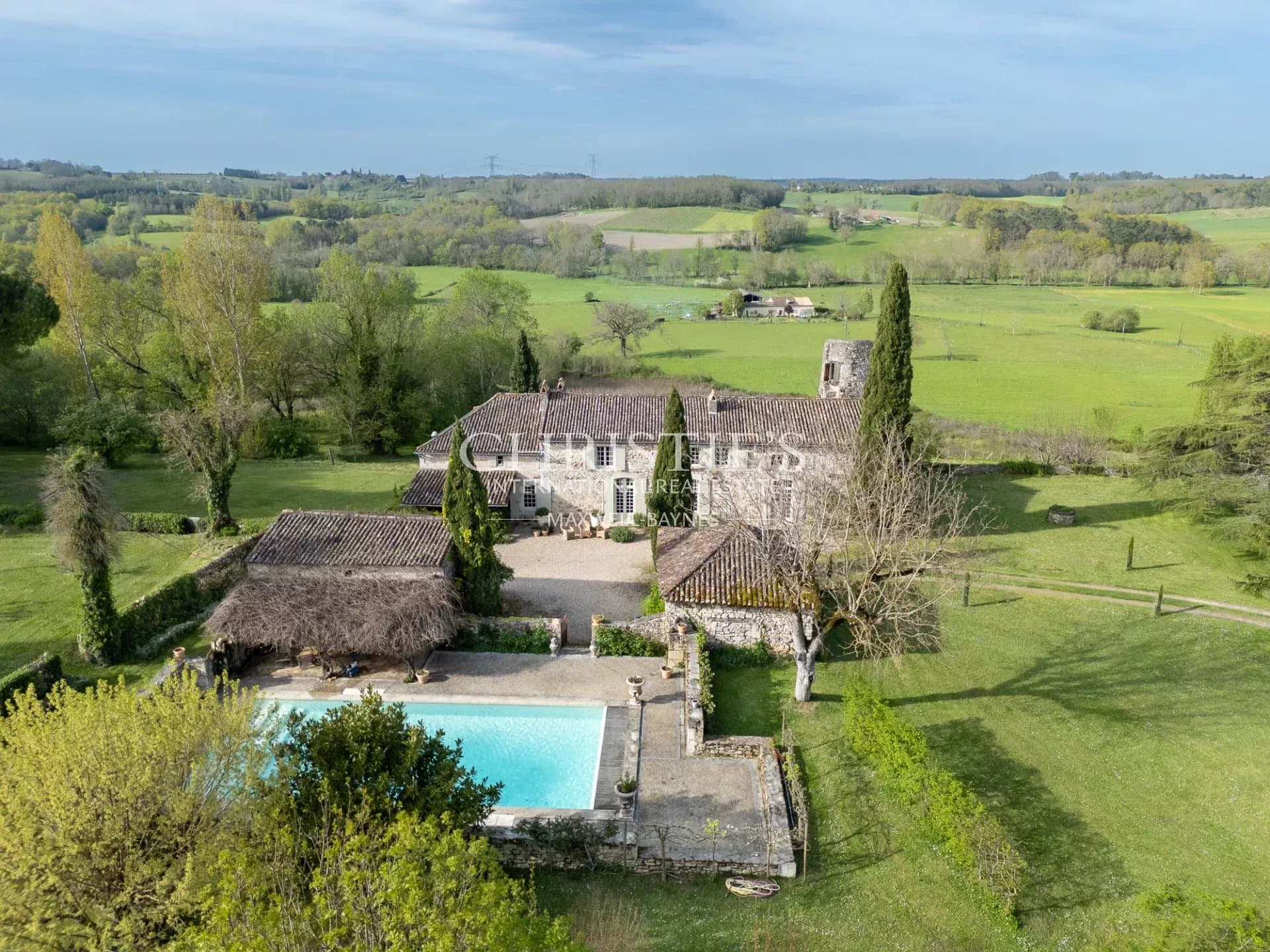 Charmant manoir en pierre avec 5 chambres à 30 minutes de Saint-Emilion