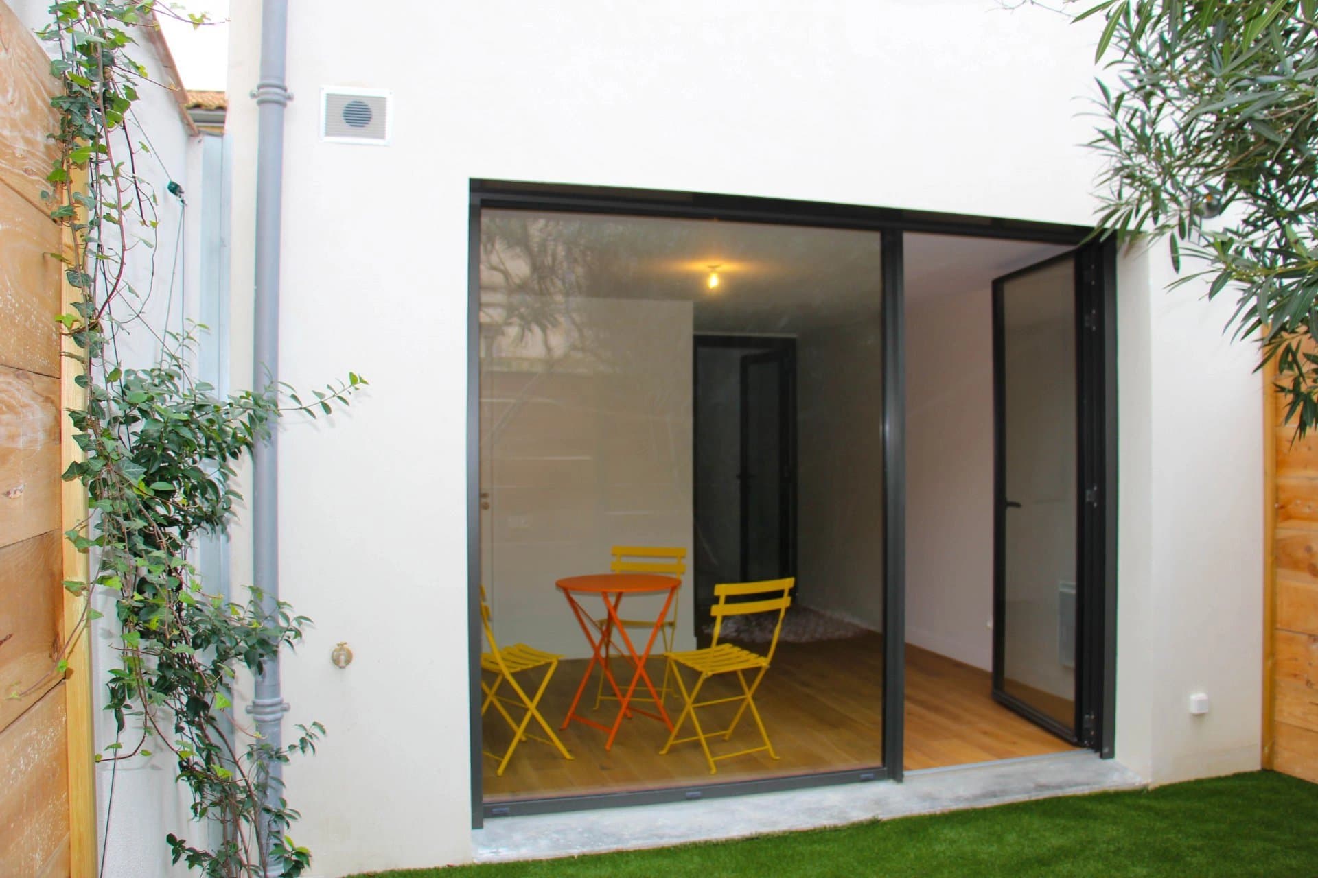 Maison avec parking pour 2 voitures