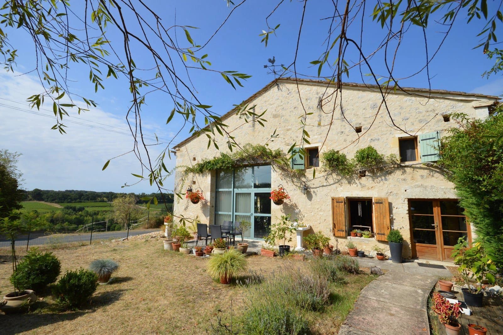 Beau Grange Renovée + Gite