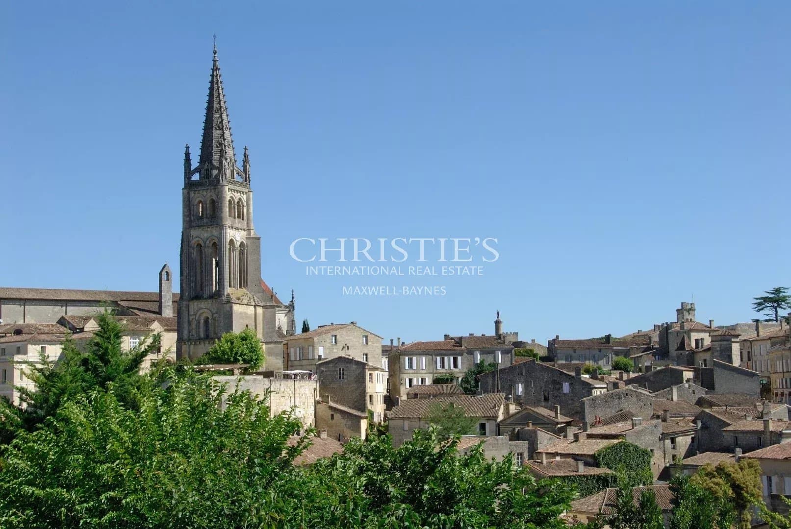 EXCLUSIVE / Exceptional private mansion in the heart of Saint-Emilion