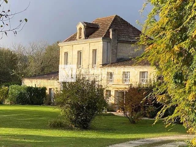 For sale in Libourne - Beautiful mansion