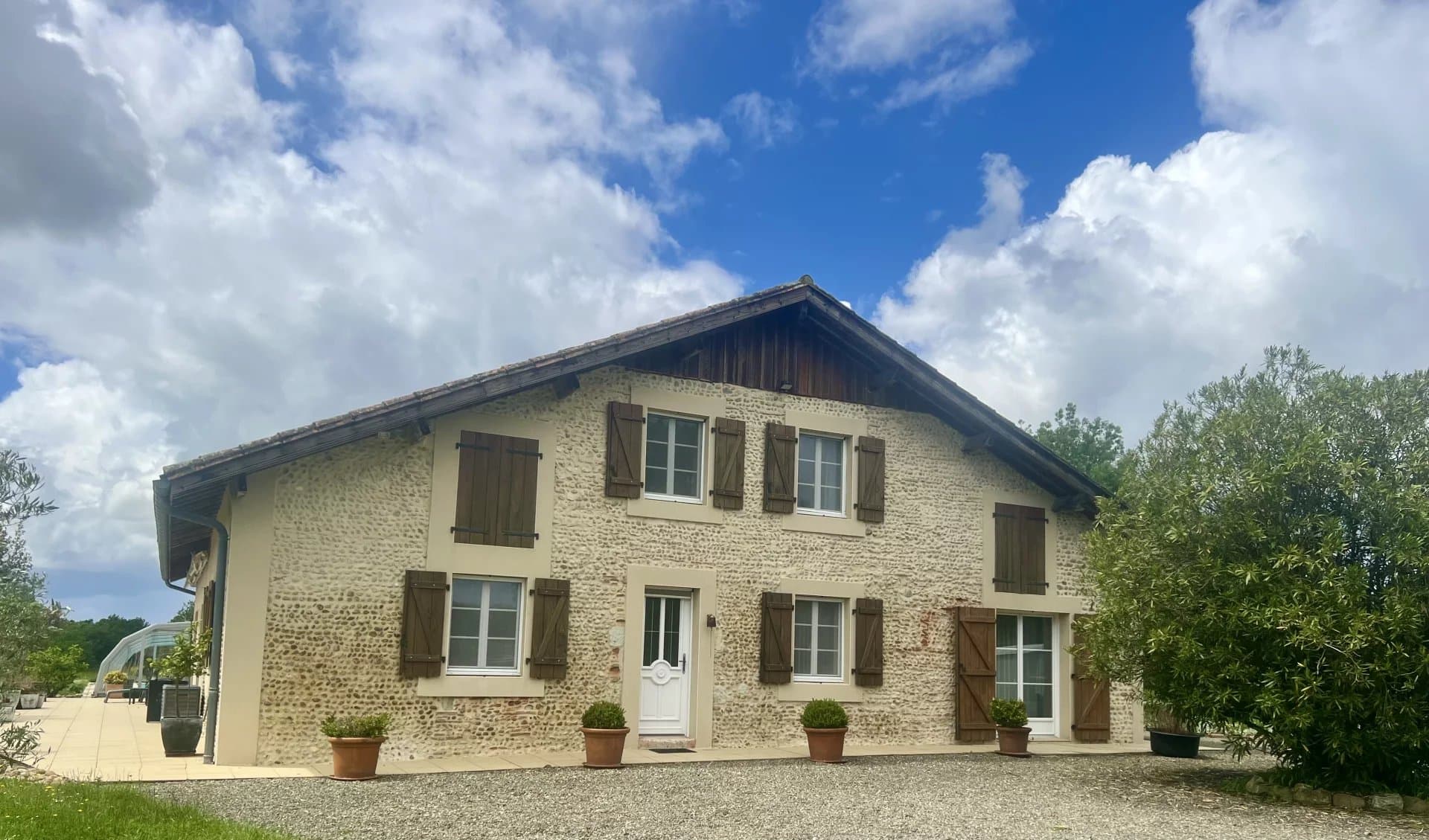Immaculate renovated farmhouse in a peaceful location close to Saint Sever