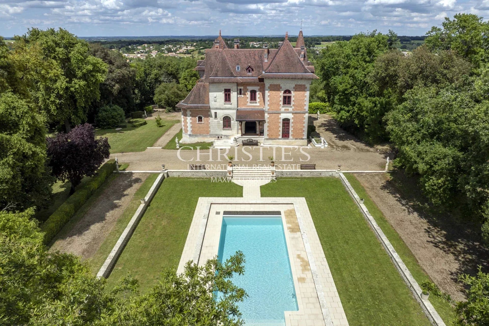 Cognac – Magnifique château avec vues panoramiques
