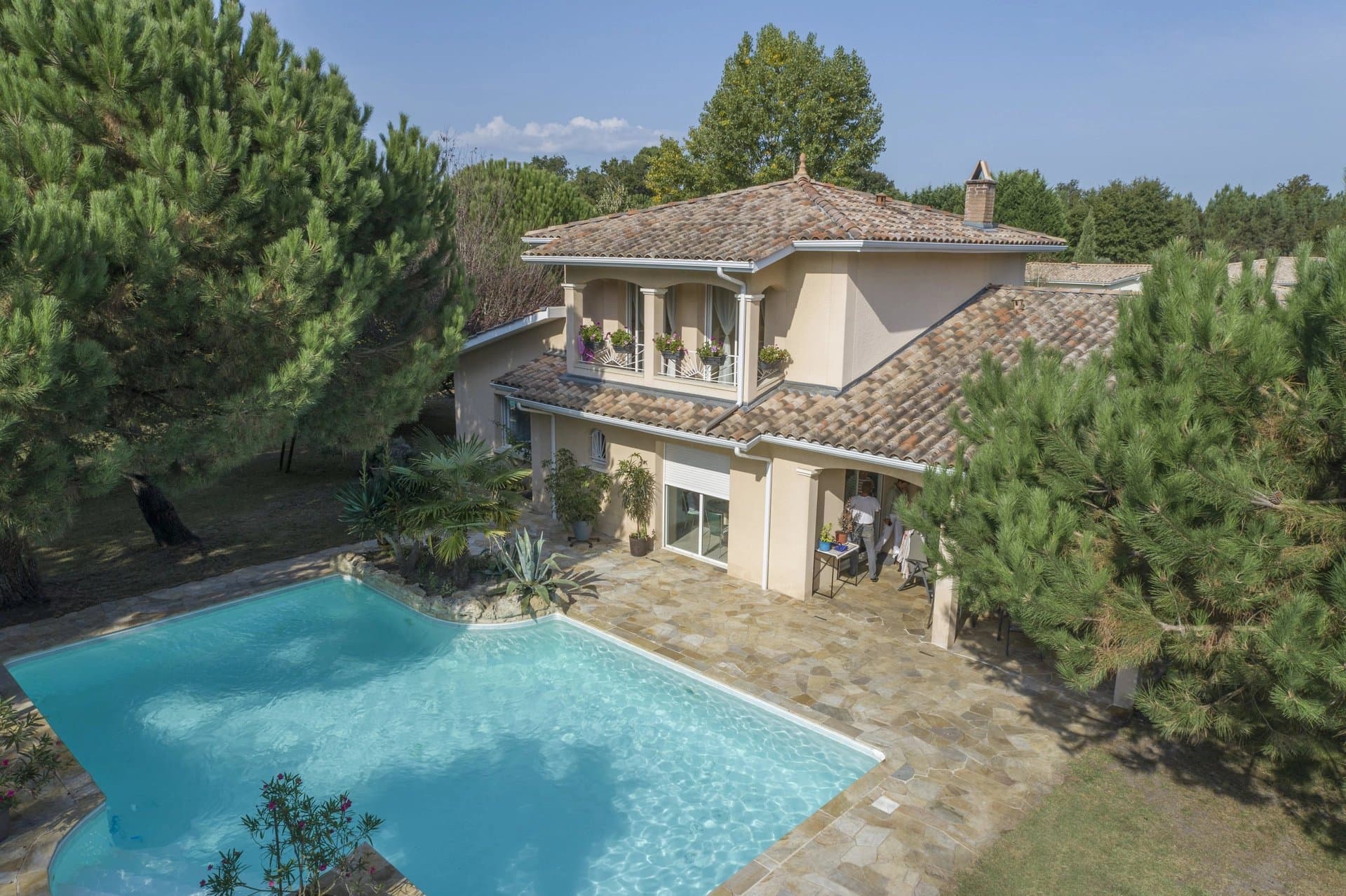 Saint Jean d'Illac : Beautiful family villa with pool