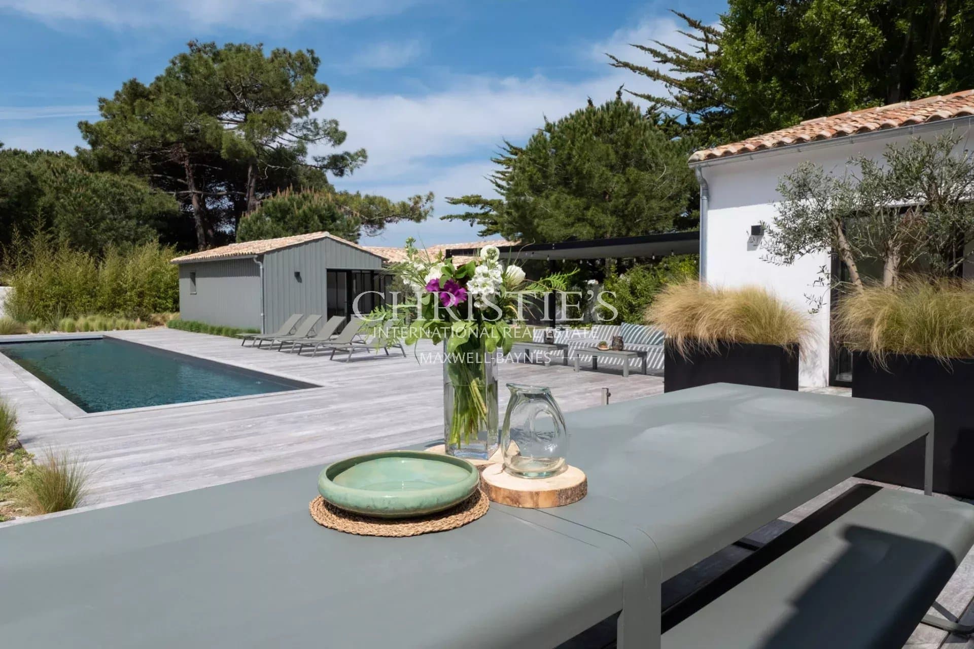 Propriété exceptionnelle avec piscine de 15 mètres deux pas de la mer - Les Portes en ré
