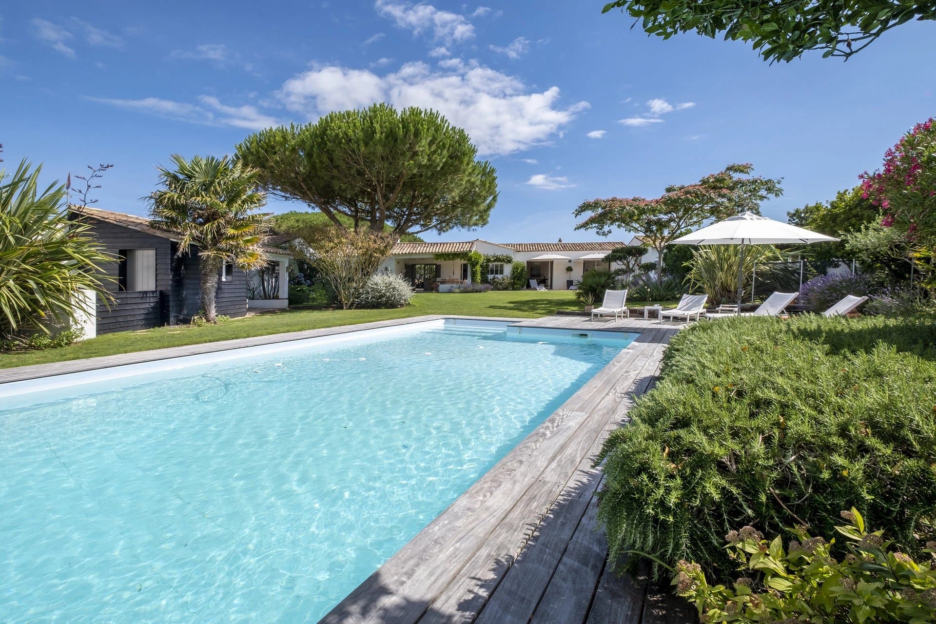 Ile de Ré - Le Bois Plage, 300 m² sur 3000 m² Garage & Piscine