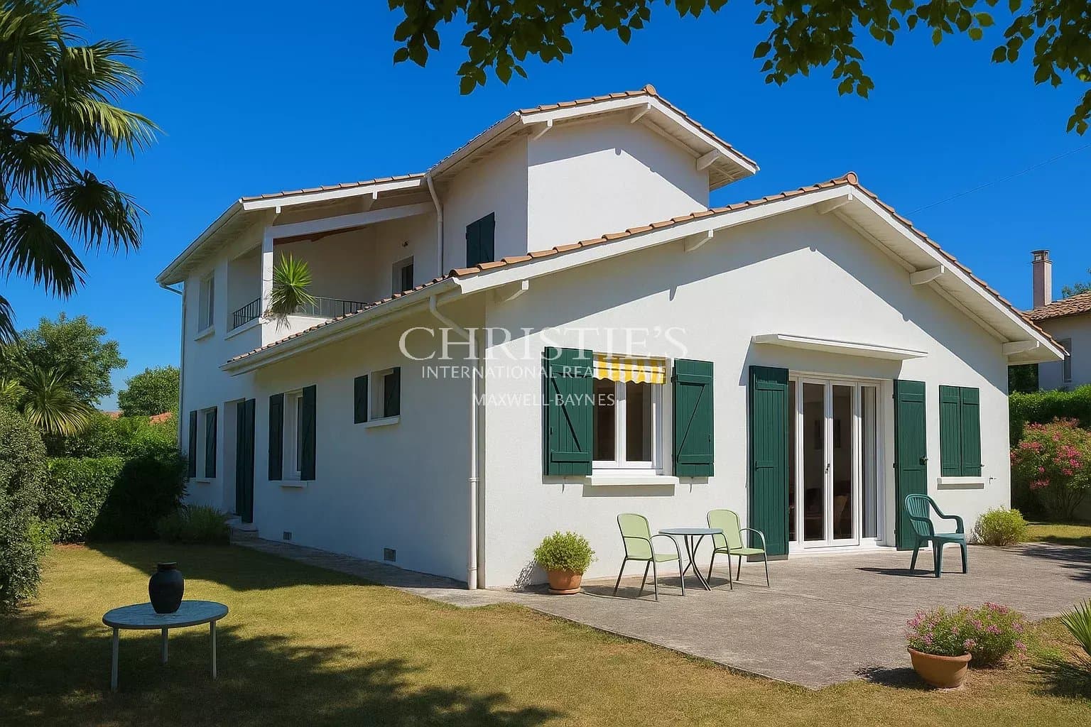 Villa to Renovate in Winter Town