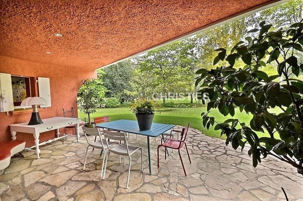 FOR SALE ARCHITECTE VILLA NEAR THE GOLF OF HOSSEGOR