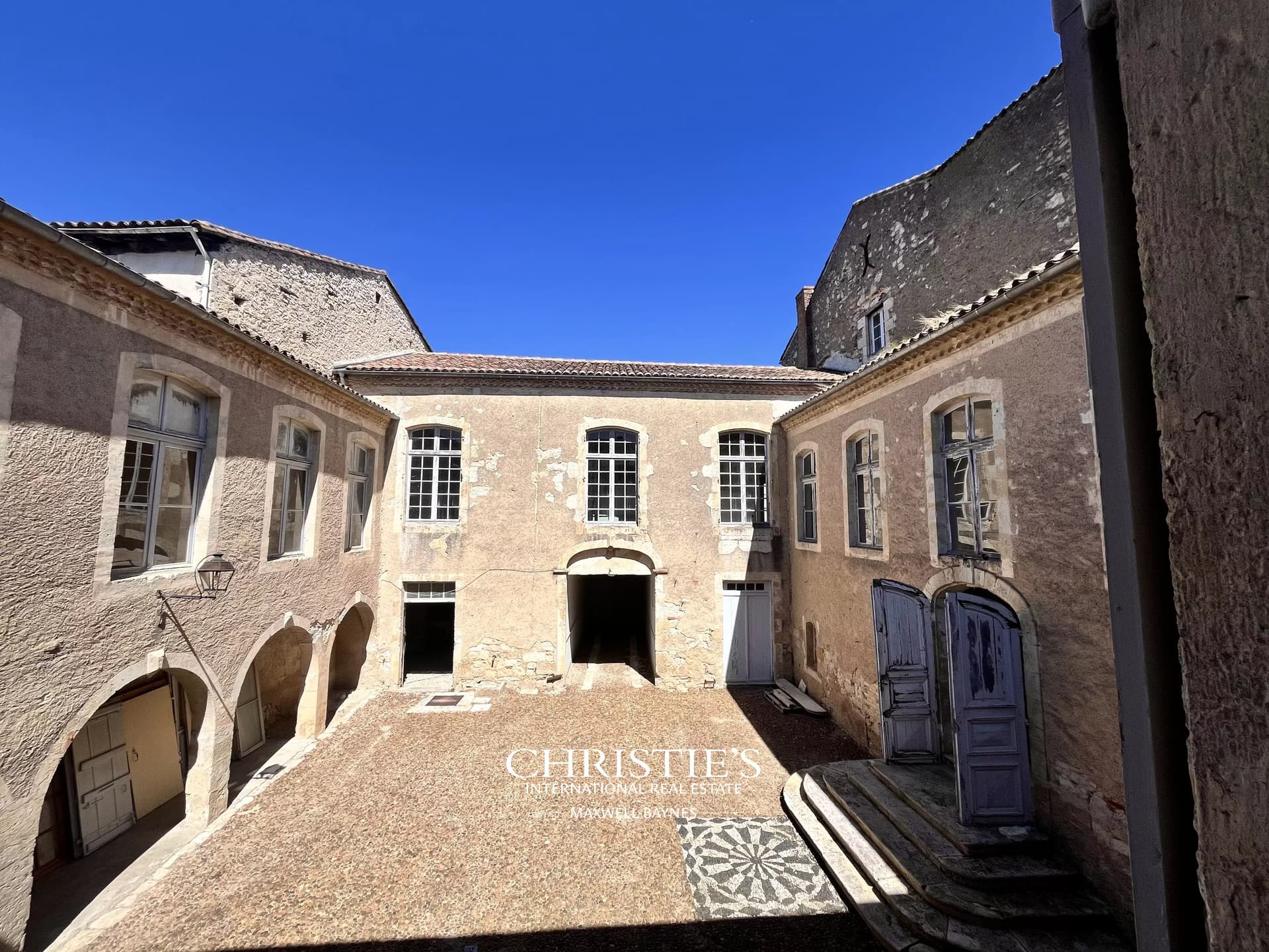 Au coeur de Lectoure, un hotel particulier du XVIIIe siècle, un écrin historique à réinventer