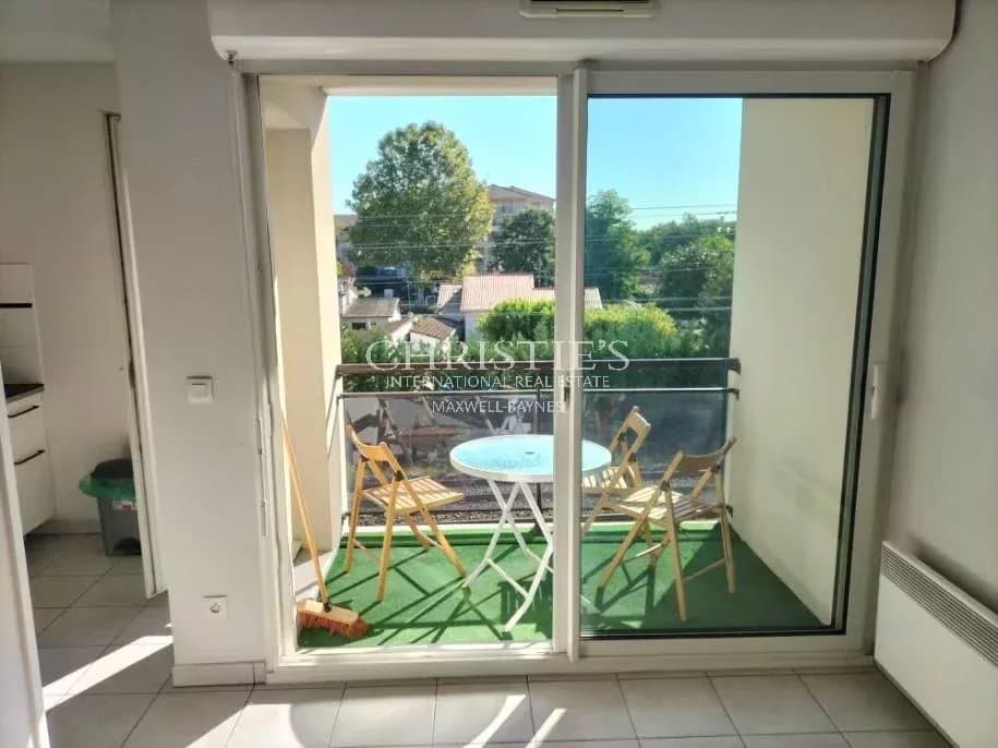 Mérignac- Apartment 1 bedroom - Balcony - Cellar and parking