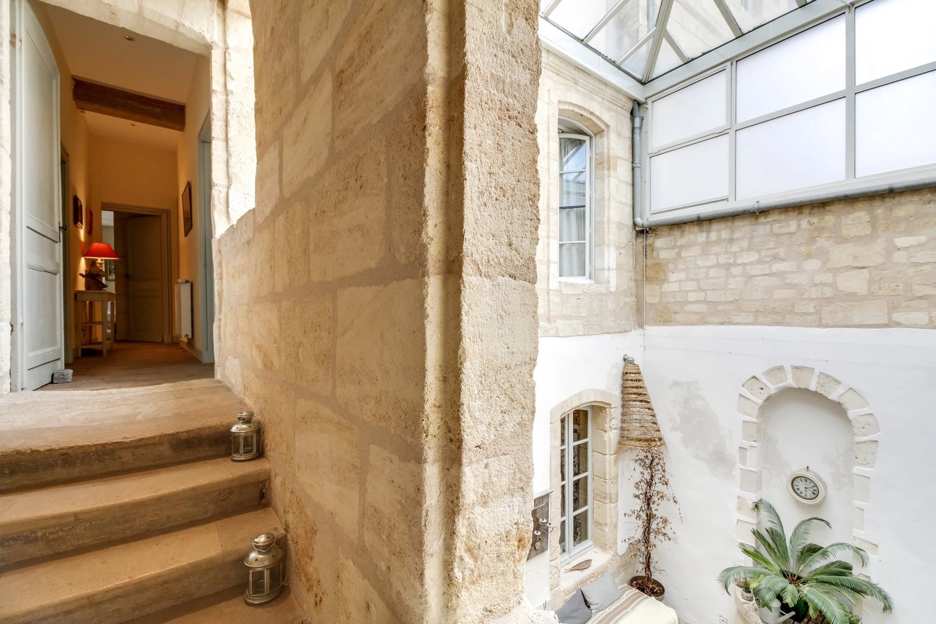 Bordeaux Chartrons - Superb 18th century house with parking and patio