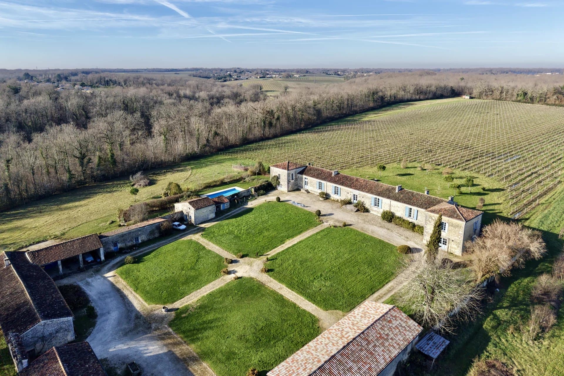 Saintes - Magnificent 17th-century Manor house