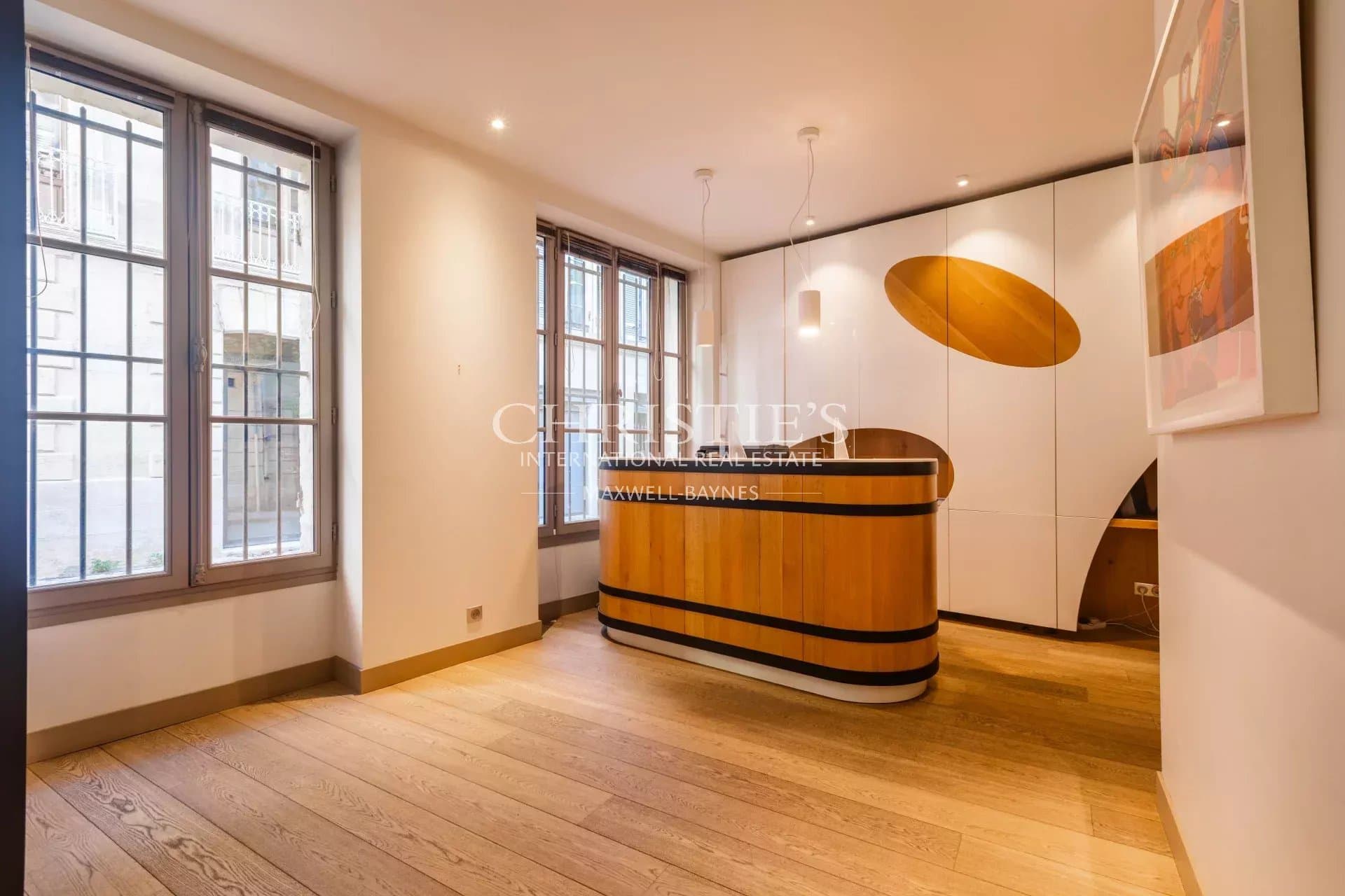 Cours de Verdun - Local professionnel de 81m²