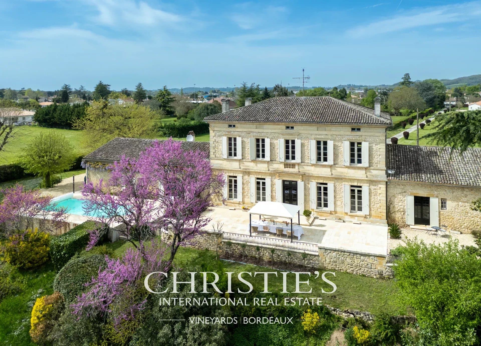 Élégant Château à vendre près de Saint-Emilion