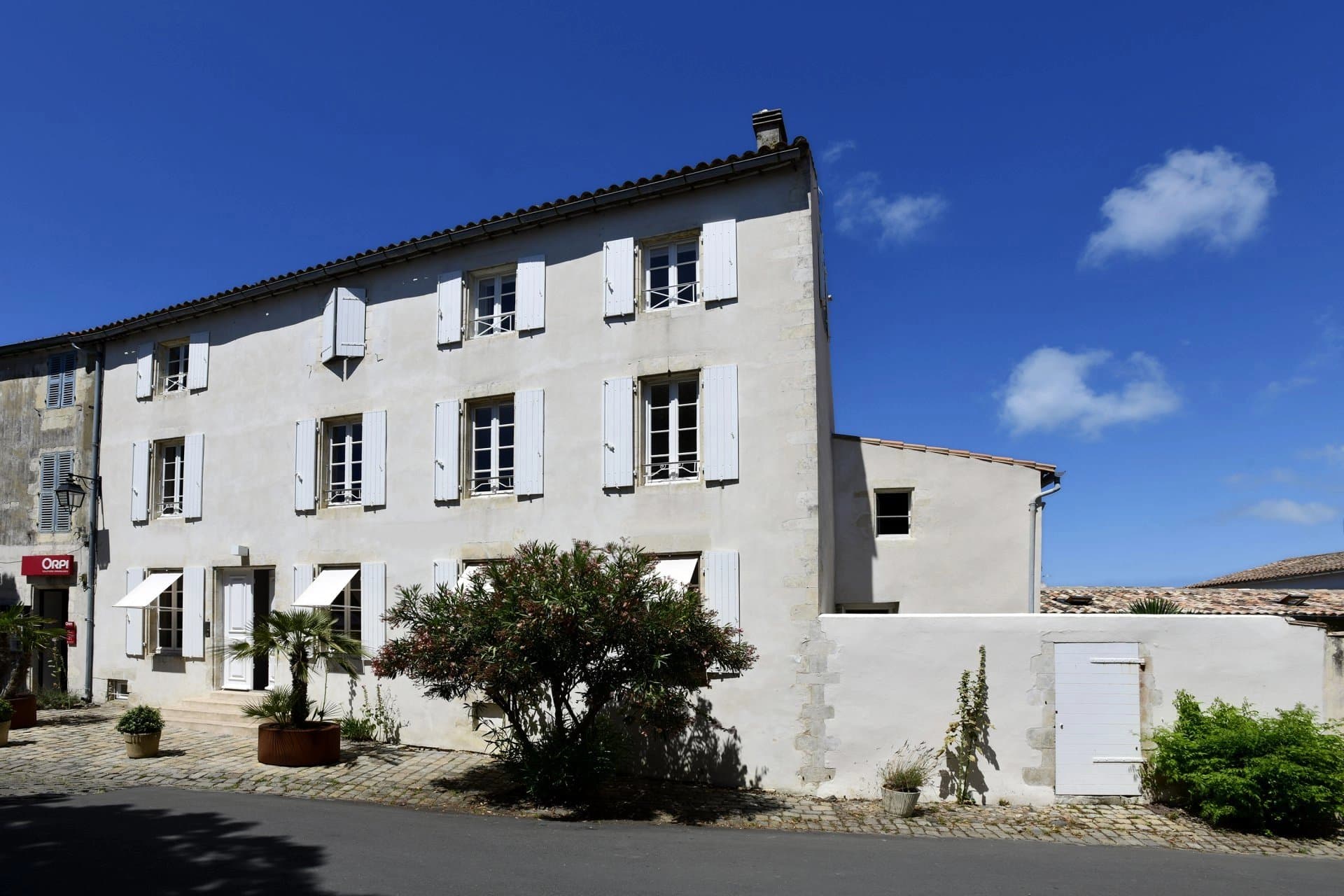 AU COEUR DE ST-MARTIN-DE-RÉ