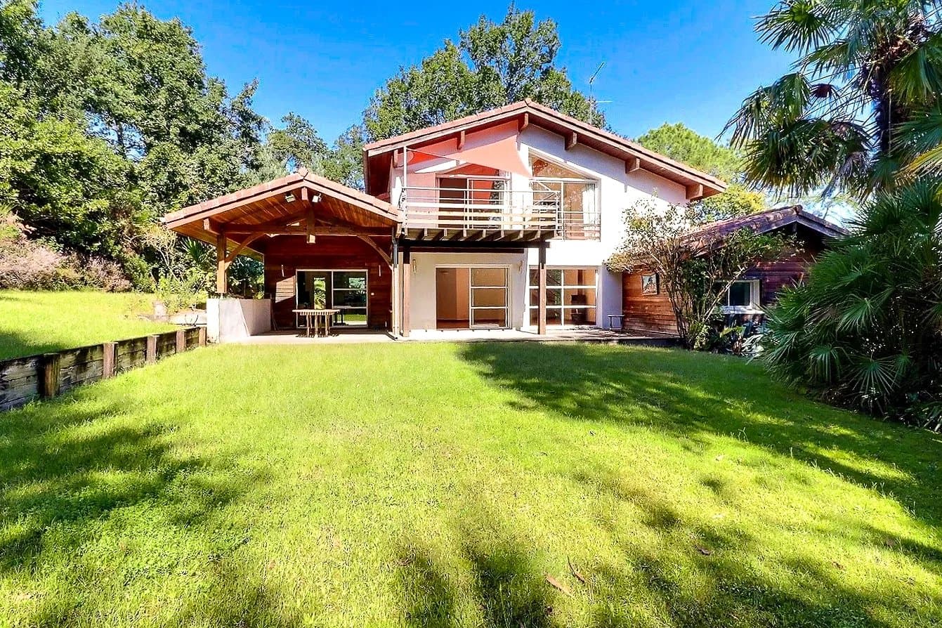 SEIGNOSSE BOURG - MAISON AU CALME
