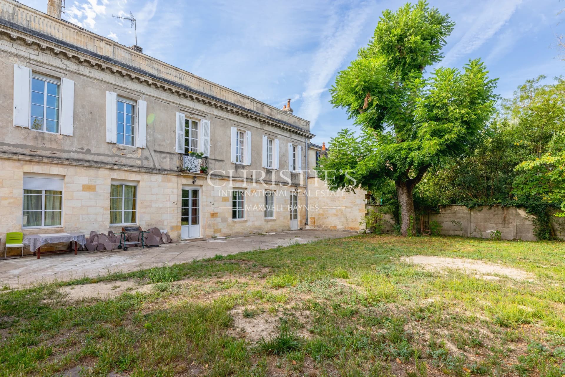 BORDEAUX ORNANO - MAISON DE MAÎTRE AVEC JARDIN ET STATIONNEMENT