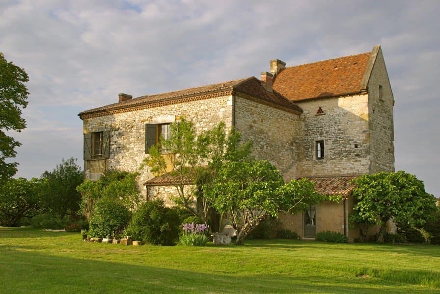 Belle maison en pierre à Monpazier en Dordogne