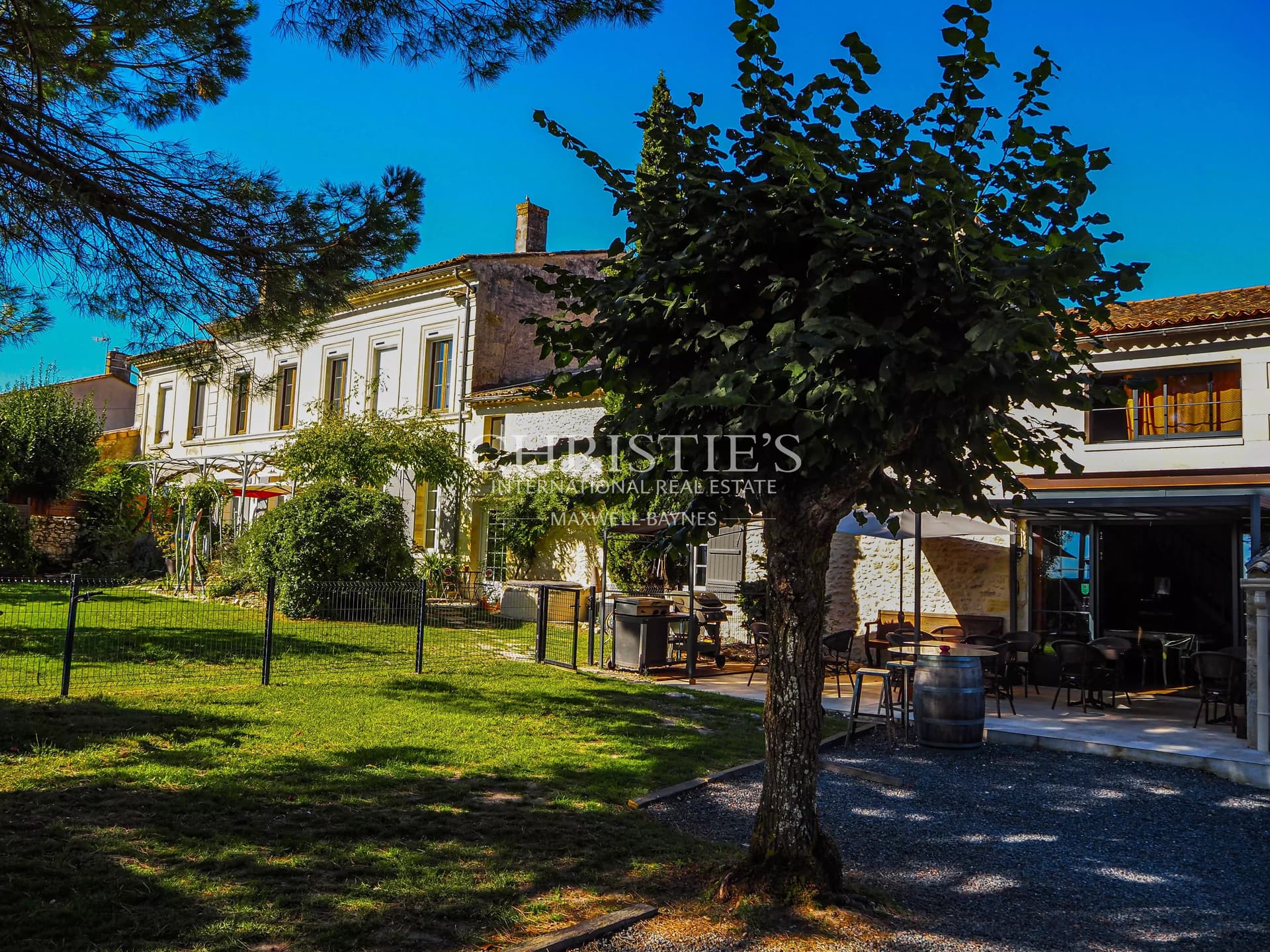Maison bourgeoise de 570m2 au cœur du Médoc