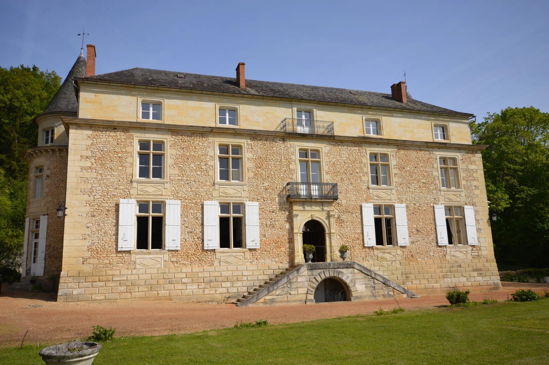 Château historique 16ème siècle - Perigueux