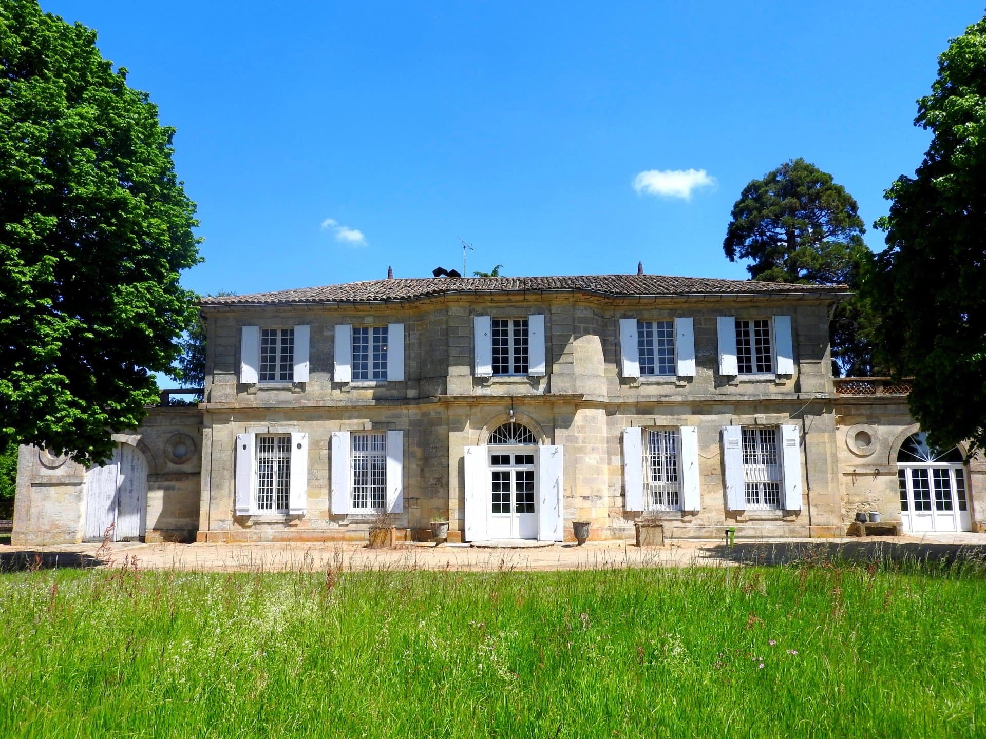 Vignoble de 46ha avec une superbe girondine