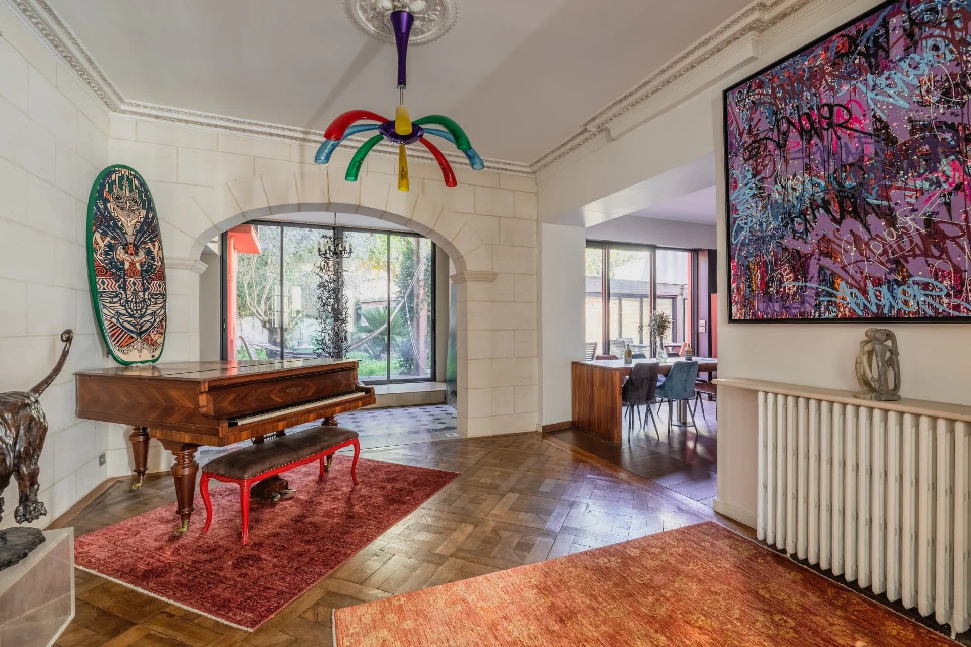 Elegant Family Residence with Garden and Covered Pool in the Prestigious Jardin Public Area of Bordeaux