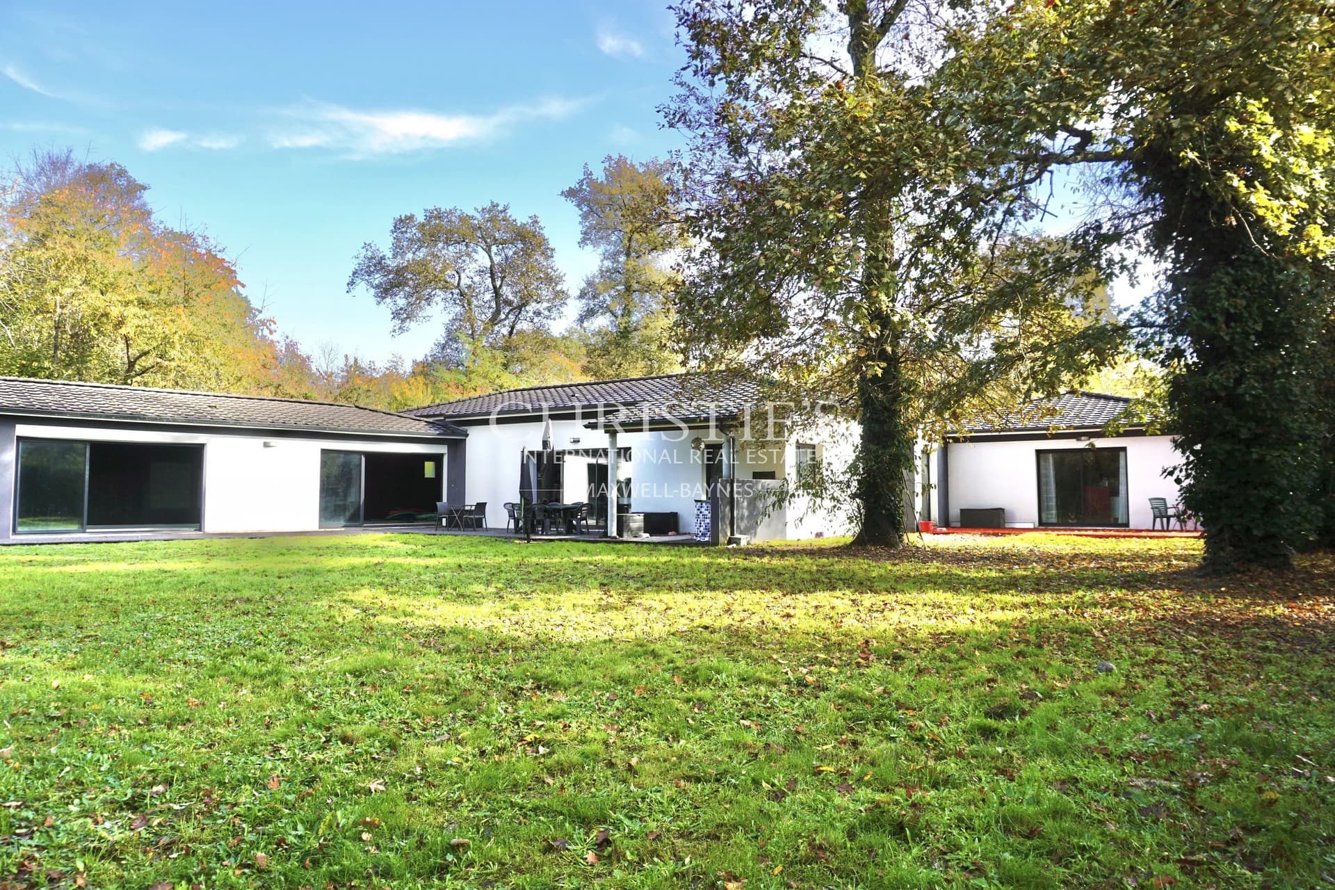 Landiras - Maison avec piscine intérieure avec jardin