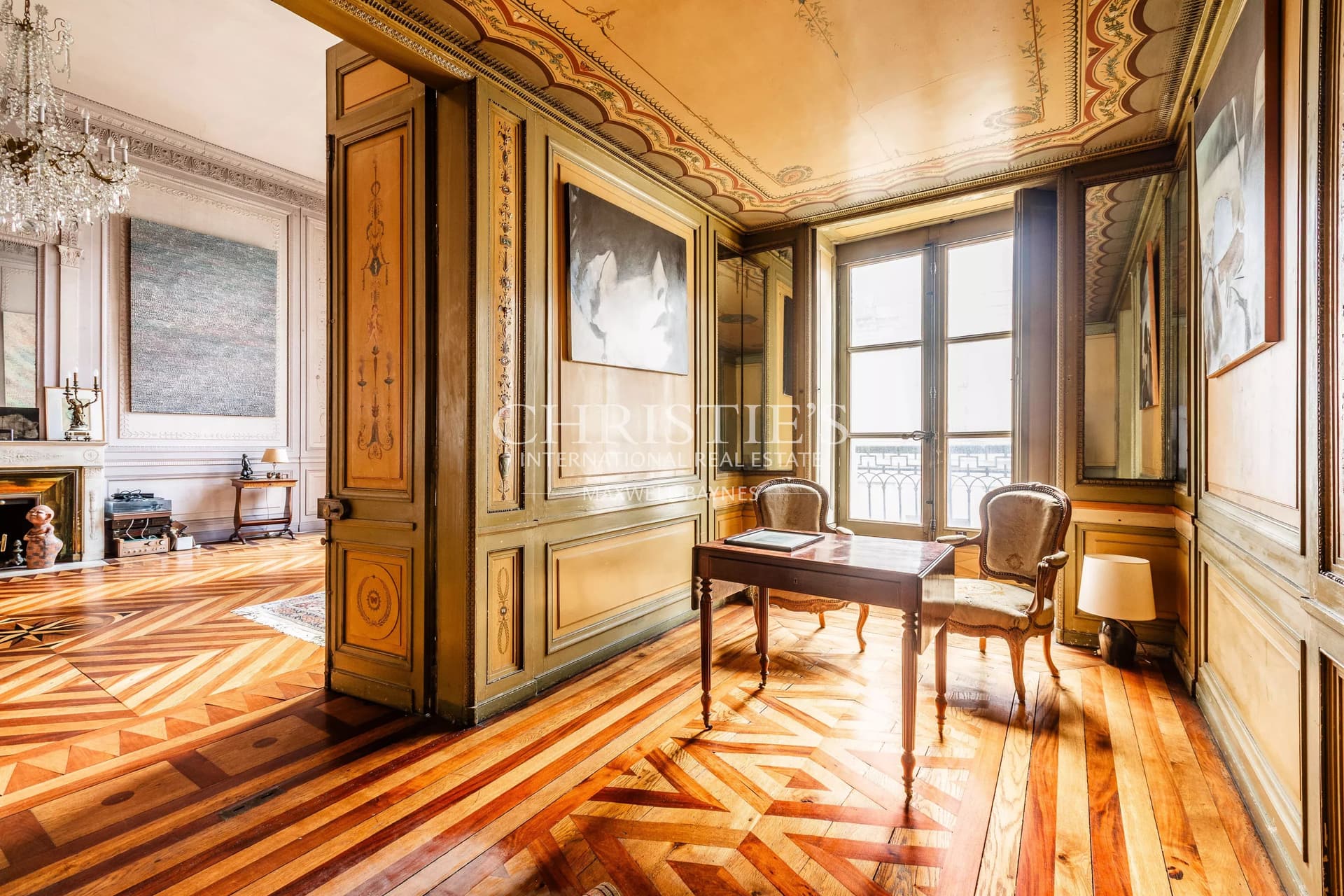 Bordeaux Saint-Pierre - Appartement de plus de 400 m² dans un Hôtel particulier classé Monument Historique