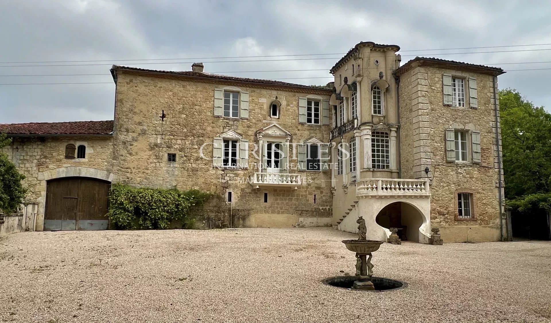 A vendre Château historique près de Vic Fezensac