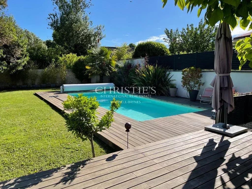 La Rochelle Centre ville Maison avec jardin et piscine