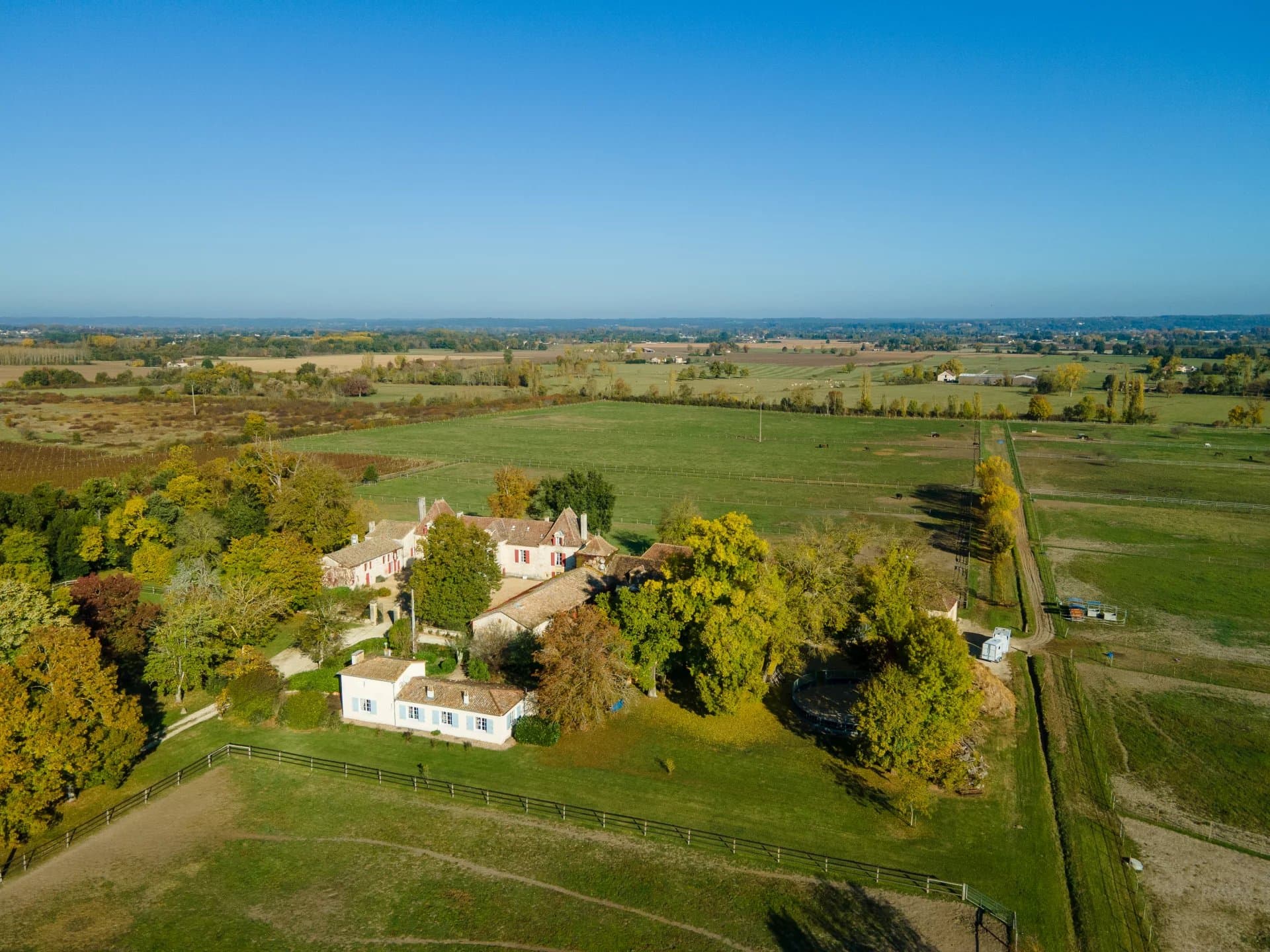 Vente Magnifique château avec d'excellentes installations équestres