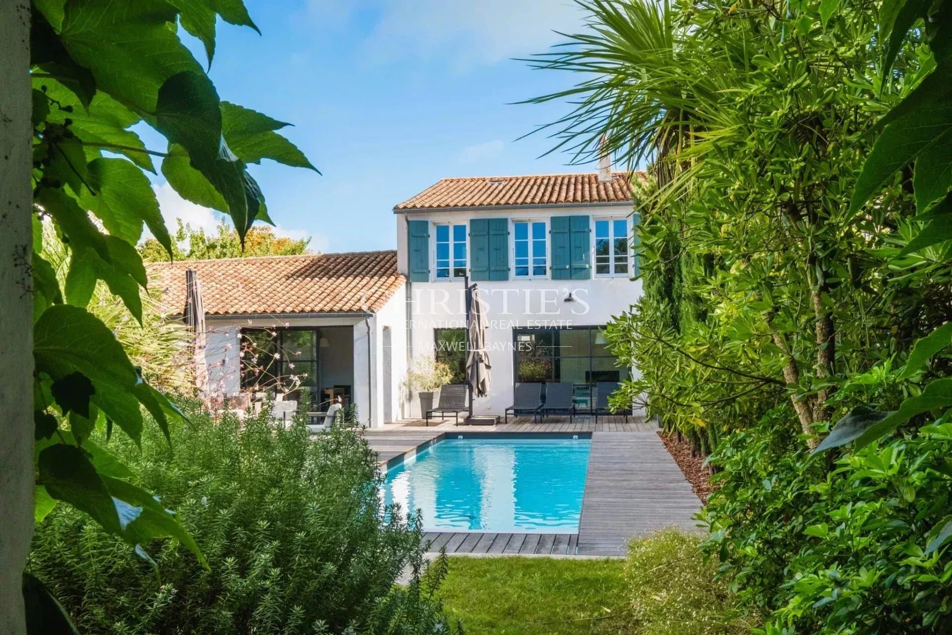 Maison d'architecte 200 m², élégance et intimité au cœur de La Flotte
