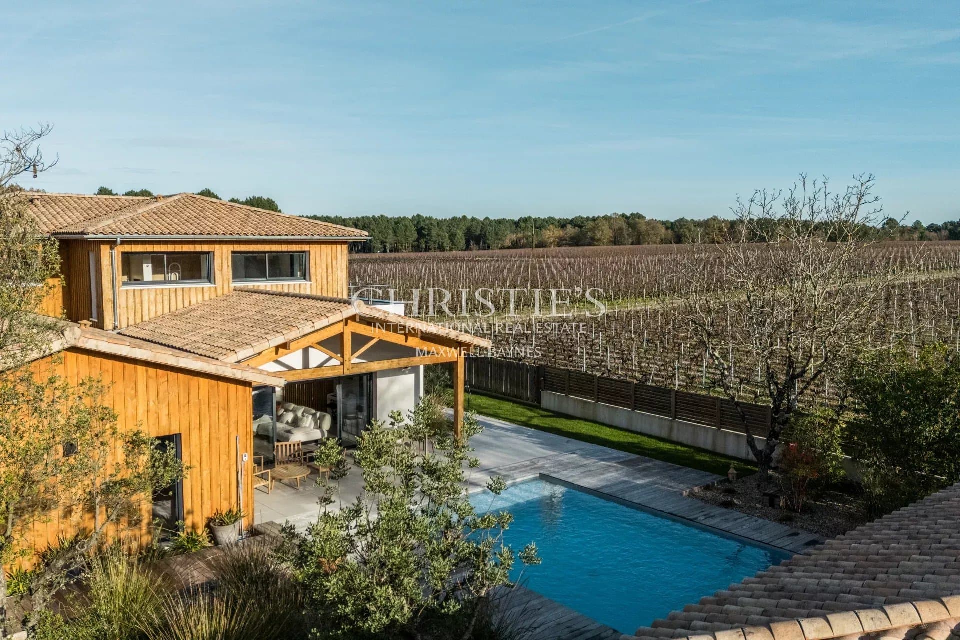 Maison d'architecte d’exception – Vue panoramique sur les vignes – Calme absolu – À moins de 10 minutes à vélo du centre-ville de léognan