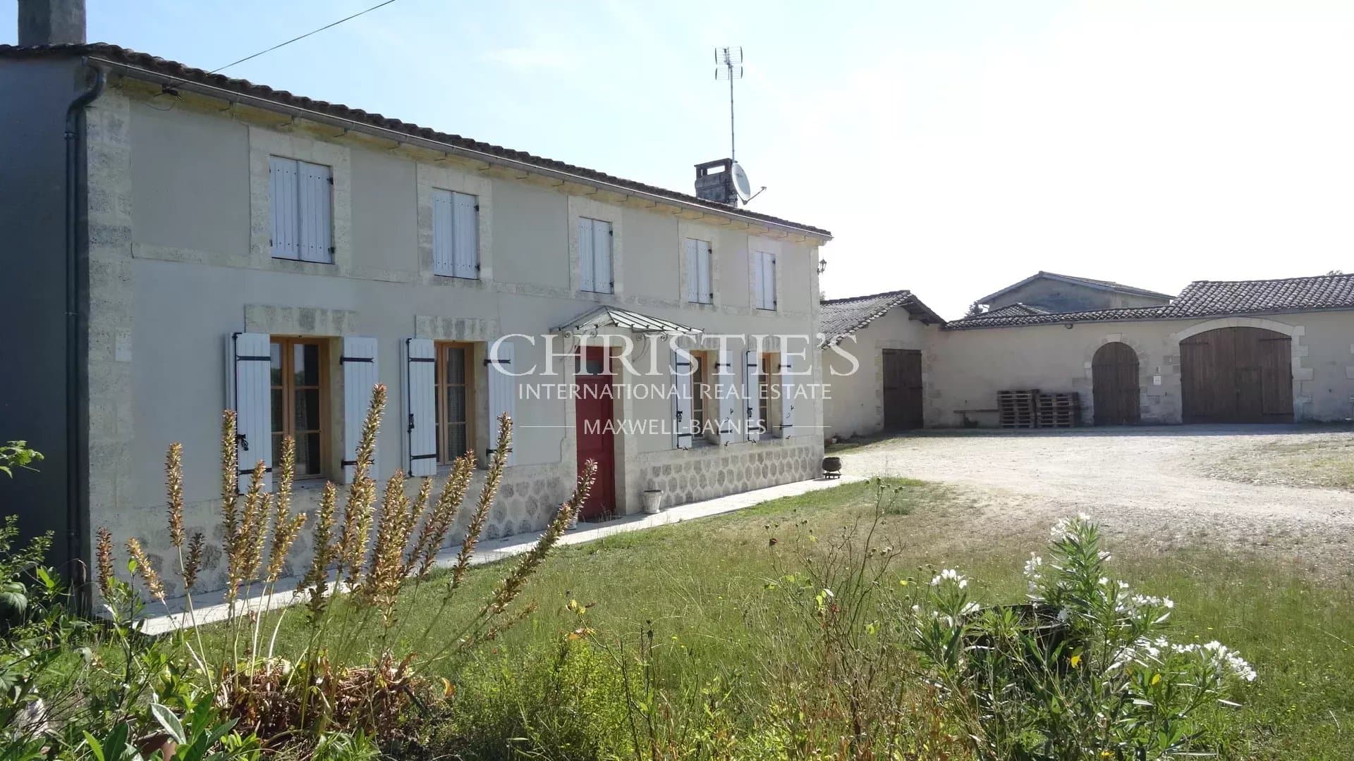 A vendre propriété de 15 ha , beau terroir en Agriculture Biologique