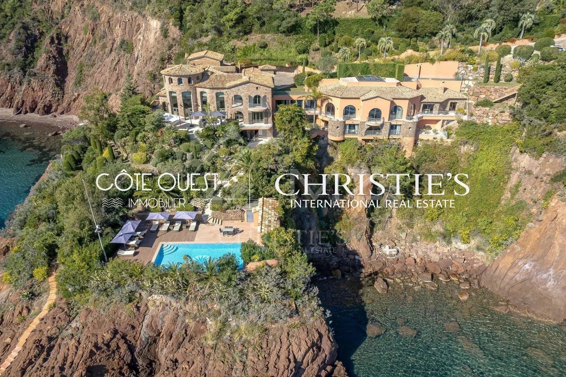 Theoule-sur-Mer - Rare - True Waterfront Property - Panoramic sea view