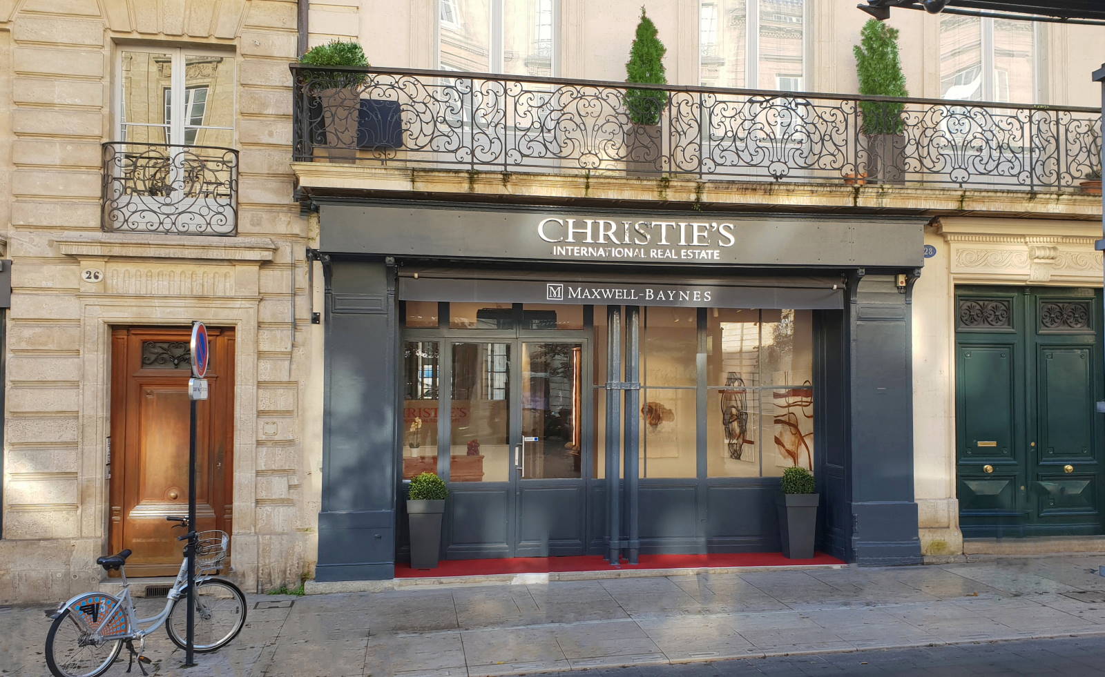 Maxwell Baynes Bordeaux office storefront