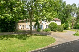 Vente Superbe Château à vendre près de Lectoure dans Le Gers 1hr 20 Toulouse