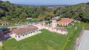Magnificent equestrian property in Sintra