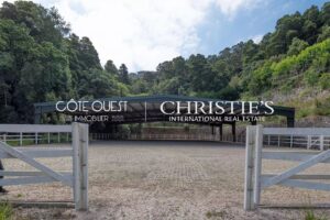 Magnificent equestrian property in Sintra