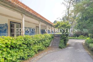 Magnificent equestrian property in Sintra