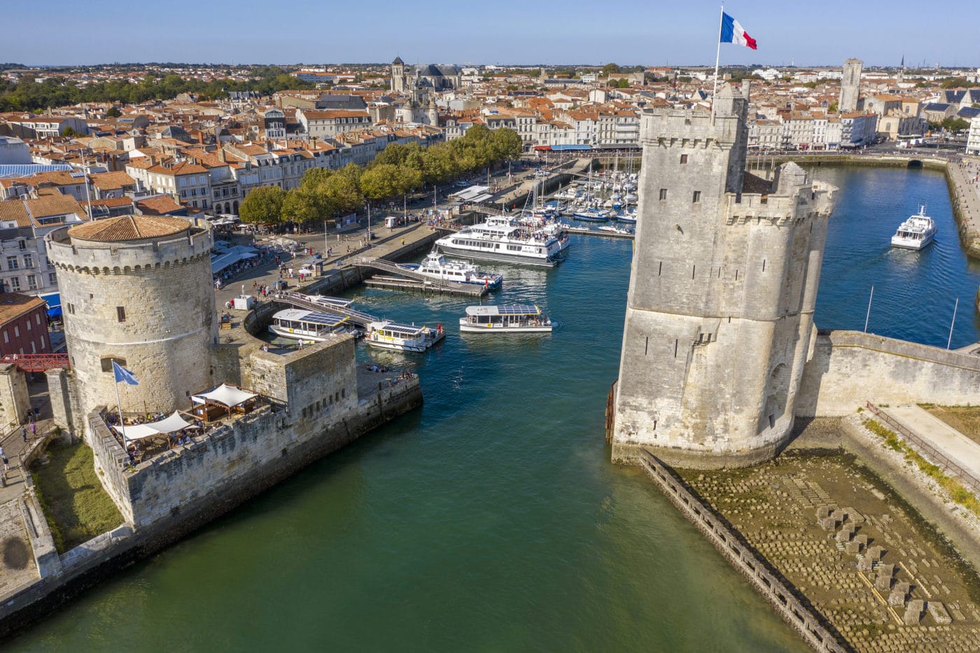 Rejoignez-nous pour une visite historique guidée de La Rochelle