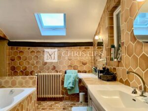 A vendre Maison de Maître du 18e siècle rénovée, à 15 min. d'Angoulême.