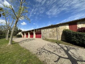 A vendre Château historique exceptionnel dans la région de Bordeaux