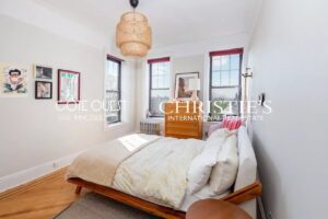 922 8th Avenue, 4B