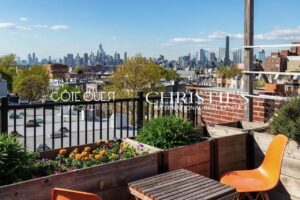 922 8th Avenue, 4B