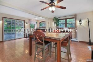 104 Skyline Lake Drive